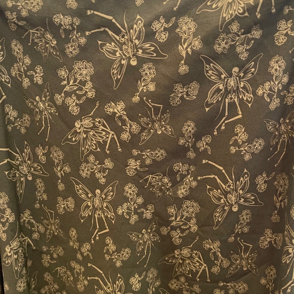 Thorn & Fable Olive Green Skeleton Fairy Print Handkerchief Hem Midi Skirt 1X - Picture 2 of 7